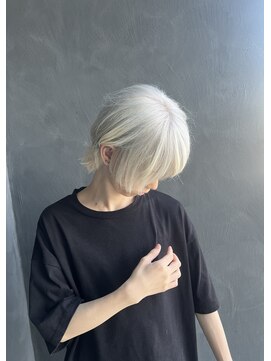 ラ カルモ(LA CALMO) ホワイトブリーチ