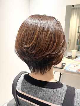 ストフ(stof) ひし形ショート/前上がりショート/大人ショート/ショートカット