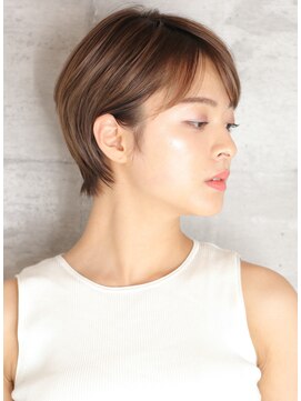 インセプション 銀座(INCEPTION) ショート・ボブ/白髪ぼかし/ハイライト/絶壁解消/30代/40代/50代
