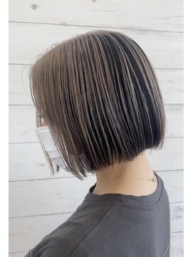 メリア(MELIA) 【アンブレラカラー/熊谷哲】ボブ/グレージュ/ブリーチ/透明感