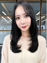 オルクドゥ(Orque deux)&nbsp;秋の暗髪カラーブルーブラック◎レイヤーカット×透明感髪質改善