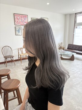 シルバーグレージュ