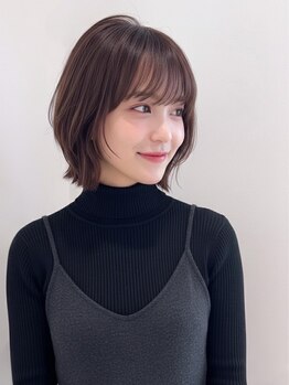 経験豊富なスタイリストが高いカット技術×提案力でどこから見てもキレイなシルエットを実現！