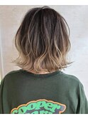 ブリーチハイライトカラーミルクティーベージュレイヤーカット
