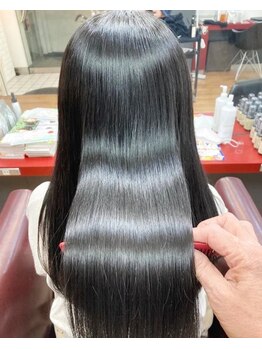 ビタミン vitaminne美容室の写真/年齢とともに変わる髪質やうねり、広がりに・・大人世代のための縮毛矯正サロン。メンズ矯正も好評です