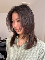 ナループロアポンテ(Nalu pu loa PONTE)&nbsp;ミディアムレイヤーカットかきあげ前髪バタフライレイヤー