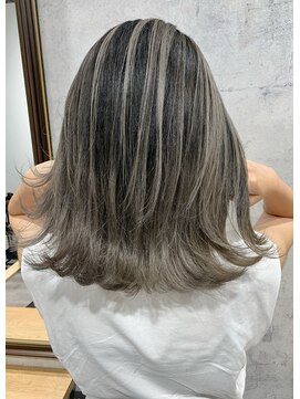 ラフトーキョウセカンド(RAF TOKYO 2nd) 【人気STYLE】NAO流バレイヤージュ×ホワイティグレー