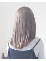 リリー ヘアー デザイン(LILY HAIR DESIGN)&nbsp;ワンメイク　ベージュカラー　セミディー
