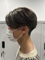 ゴールドシブヤ(GOALD SHIBUYA)&nbsp;ハイライトセンターパート ニュアンスパーマ 波巻きスパイラル