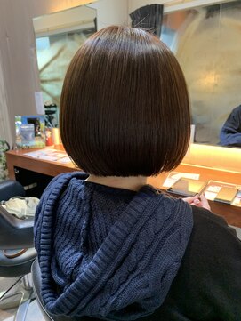 ビグディーサロン(BIGOUDI salon mukonosou) 艶やかボブ