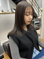 ヌープヘアーアイス(NUUP.hair ici)&nbsp;20代30代アッシュグレージュミディアムウルフ伸ばしかけ抜け感