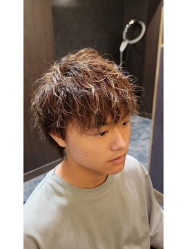 メンズアートヘアー ブーム(MEN'S ART HAIR BOOM) ひねり系ツイストスパイラル