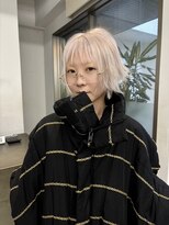 レコ 渋谷(LECO) オイスターホワイトシャギーボブ