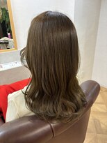 インビテーション(invitation)&nbsp;レイヤーカット×ナチュラルベージュ