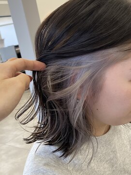 レノ(RENO) イヤリングカラー/シルバーカラー