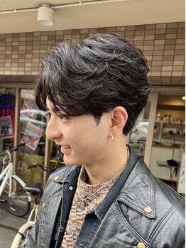 ドット(dot.)の写真/【六甲道駅徒歩5分】ツイスト/スパイラルなど特殊パーマはもちろん、ナチュラルなパーマスタイルもお任せ◇