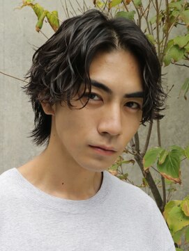 バイフィフス 原宿/表参道(by fifth) ラフにキマる無造作パーマのセンターパートスタイル