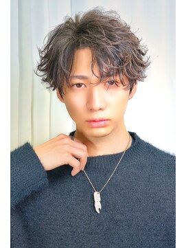 アイトーキョー 横浜(AI TOKYO) センターパート×コンマフェザー