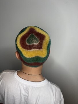 フランクスバーバーザスタンド(Frank’s barber the stand) MEN’S HAIR/サーフカール/刈り上げセンターパート/飯田橋