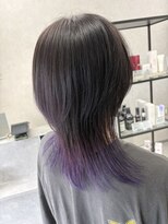 ローカス 昭島(Locus)&nbsp;ラベンダーインナーカラー×ミディアムウルフ