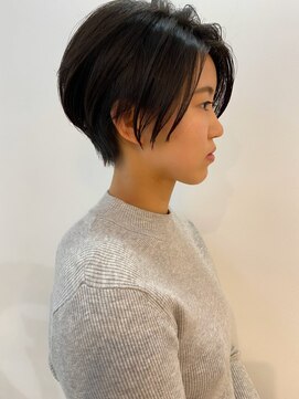 e.m.a プレミアムビューティーサロン 栄駅店(e.m.a PREMIUM BEAUTY SALON) 大人ハンサムショート/丸みショート