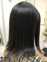 ラスター(Luster)&nbsp;切りっぱなしボブ