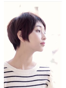 ヘア ルミナス バイ フォルテ(HAIR LUMINAS by FORTE) 短めバングショート