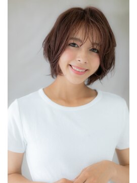 カバーヘア ブリス 戸田公園西口店(COVER HAIR bliss) ピンクブラウンくせ毛風ひし形ミニボブ304Z戸田公園20代30代40代