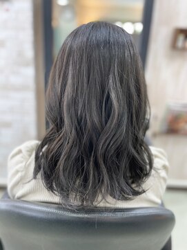 ちゅら 【ラテカラー】ベージュベースの無彩色カラー