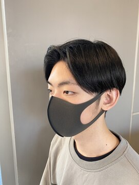 ムーサ(musa) ツーブロックナチュラル　アップバングスタイル