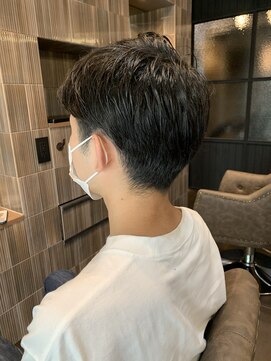 アクアヴィタエ(Aqua vitae) 刈り上げツーブロスタイル