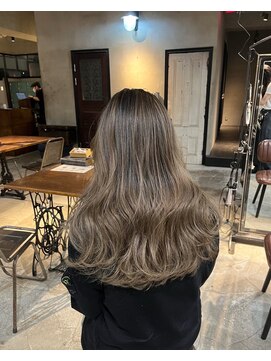 ロジッタ(ROJITHA) 【ROJITHA原宿表参道】バレイヤージュ×ホワイトグレージュ