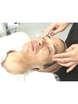 【眉/シェービングにこだわる！】プロの技が光る理容室◇自分では出来ないシェービングをお試し下さい。