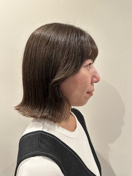 トリコ ショップアンドヘアサロン(tricot shop hair salon) 外ハネボブ／フェイスレイヤー