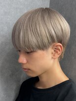 マッシュブリーチハイトーンハイライトスパイラルツーブロック