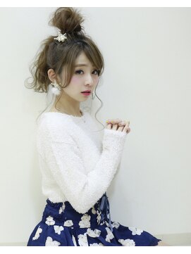 クラウン ヘアー(CLOWN hair) おだんごヘア