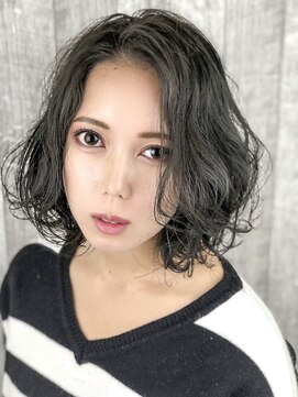 ヘアメイクスタジオ アビール 調布(abi‐ru) グレーアッシュ×大人レイヤーボブ