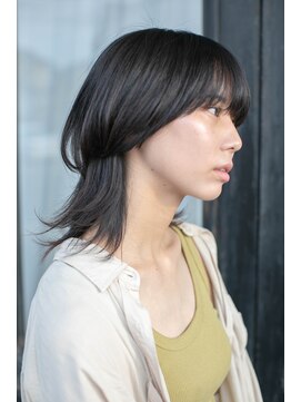 ニーナ(NINA) マッシュなウルフ