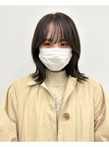 オリーブベージュ
