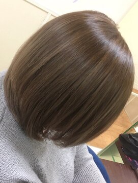 ヘアークリアー せんげん台 大人可愛い20代30代40代ミルクティーアッシュベージュ 外国人風