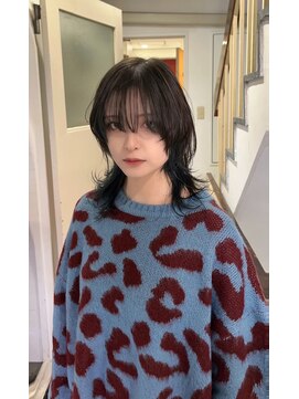 アミバイアブソ 新宿(ami by Absolute) うざバング シャギーレイヤー ウルフカット