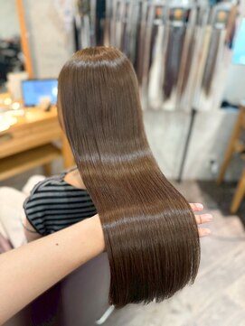 アフィナー(Afinar) 【横浜駅/横浜西口】アッシュブラウン