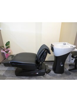 【高城南町】祝7周年「Shine」☆フルフラットのリクライニングシートで夢のヘッドスパリラクゼーションTime