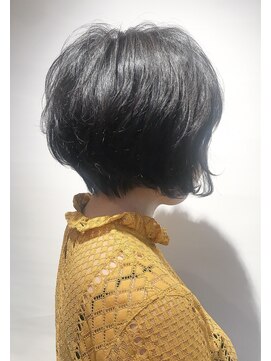 ビアンコ(BlANCO) 【BLANCO】ゆるやかパーマショート