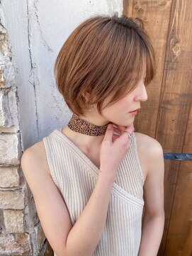 ロンド ブランシュ 錦糸町北口(Lond blanche) ペールベージュ外ハネボブ魅力倍増束感ショート