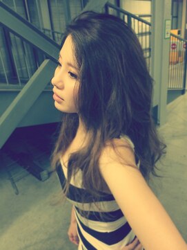 グレイス ヘアドレッシング 鷹匠(grace hair dressing) 【30代】グラマラスかき上げヘア×ダークカラーグラデーション