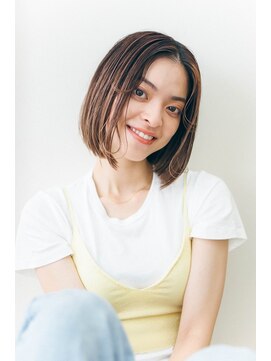 ピズム(PISM) センターパートAラインボブ