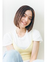 ピズム(PISM) センターパートAラインボブ