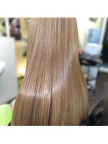 エムスリーディーミュゼステージ(M3D)&nbsp;ピコトリートメントストレート仕上げ。