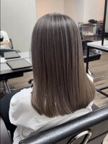 ヴィフ 大船(VIF)&nbsp;バレイヤージュ/ケアブリーチ/ダブルカラー白髪ぼかし脱白髪染め